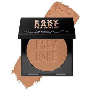 Huda Beauty Easy Bake and Snatch Pressed Brightening & Setting Powder